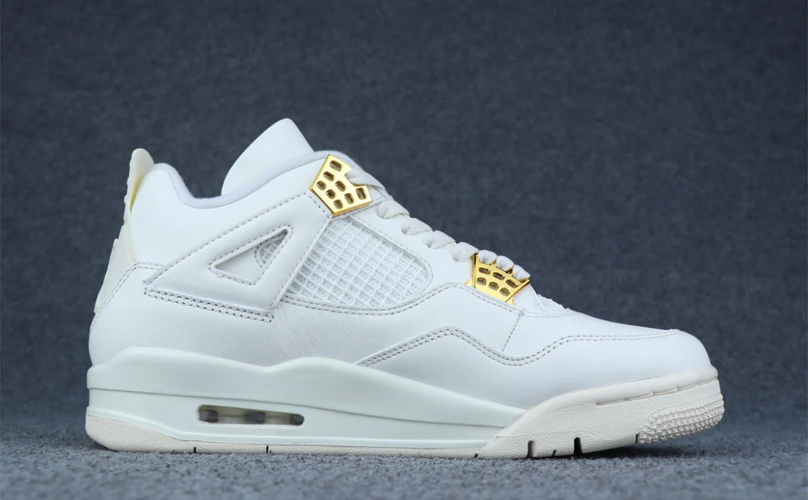 Wmns Air Jordan 4 Retro
'Metallic Gold'