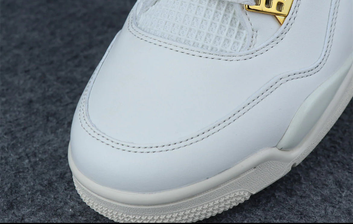 Wmns Air Jordan 4 Retro
'Metallic Gold'